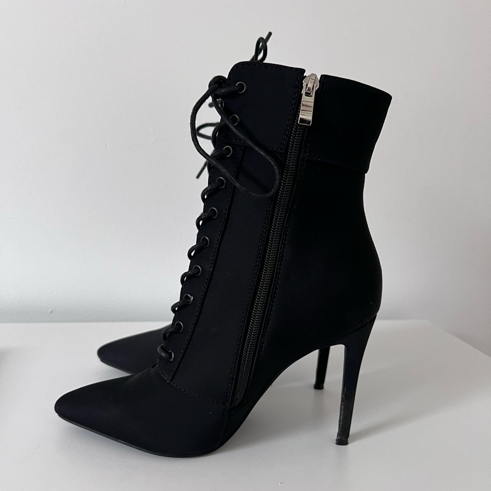 AKIRA HEELS